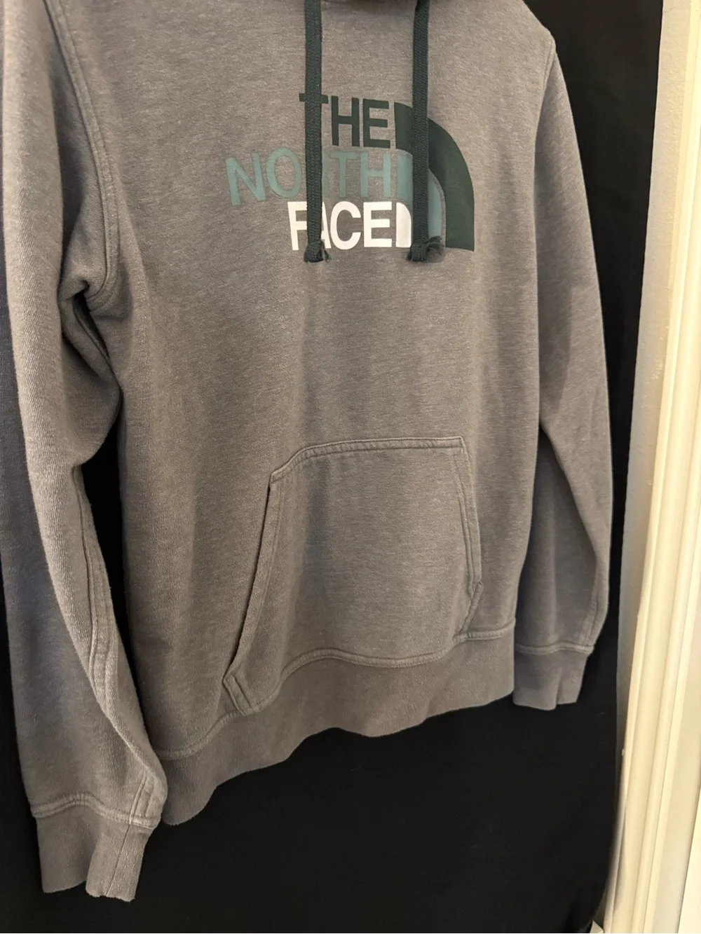 The North Face Hoodie Men’s S Gray Green Logo Pullover Fleece Fall 2017